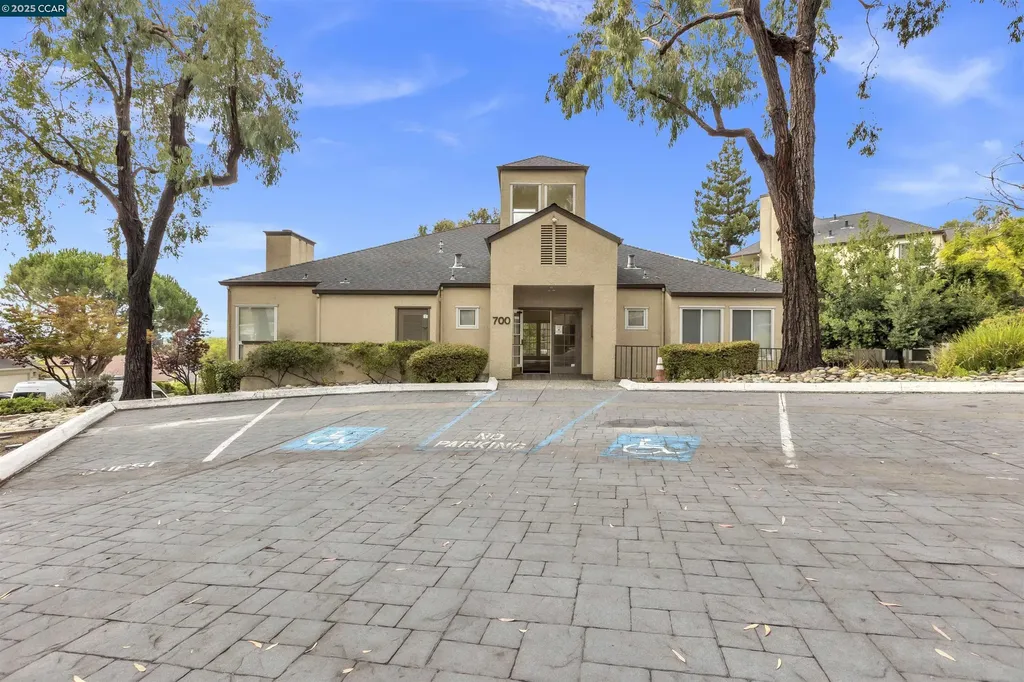 29583 Vanderbilt Street Hayward CA 94544