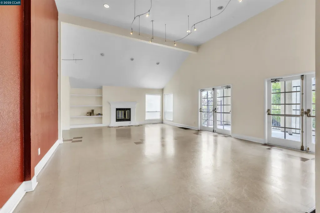 29583 Vanderbilt Street Hayward CA 94544