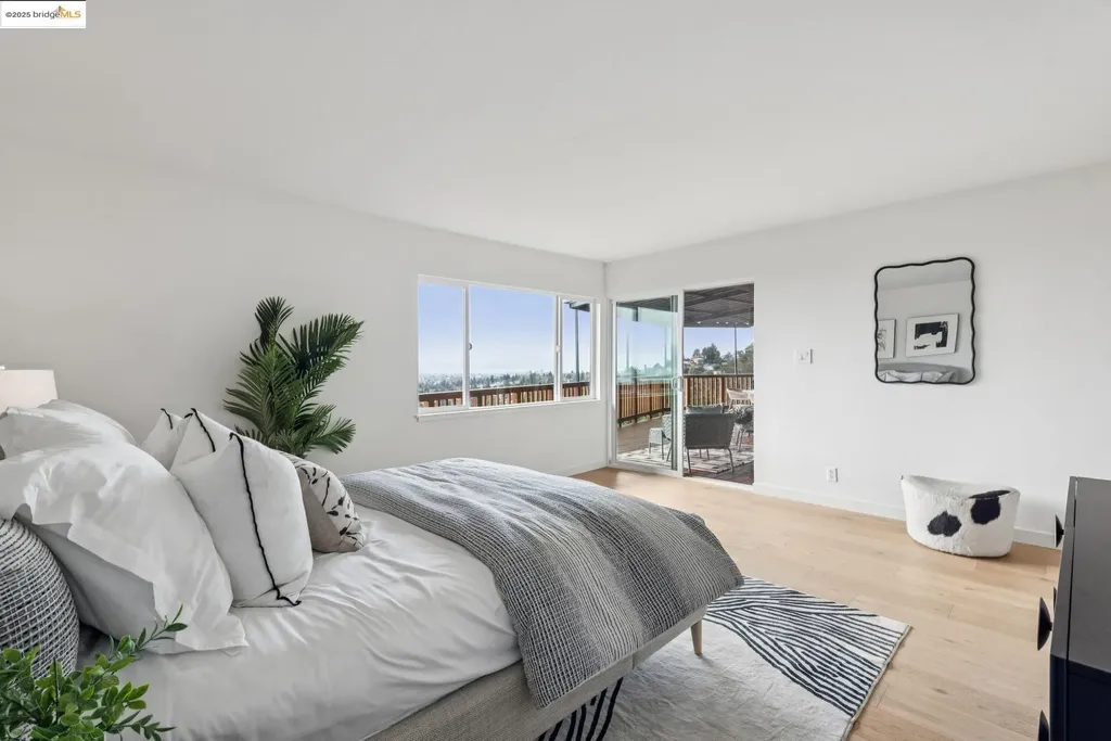 37 Coolidge Terrace Oakland CA 94602