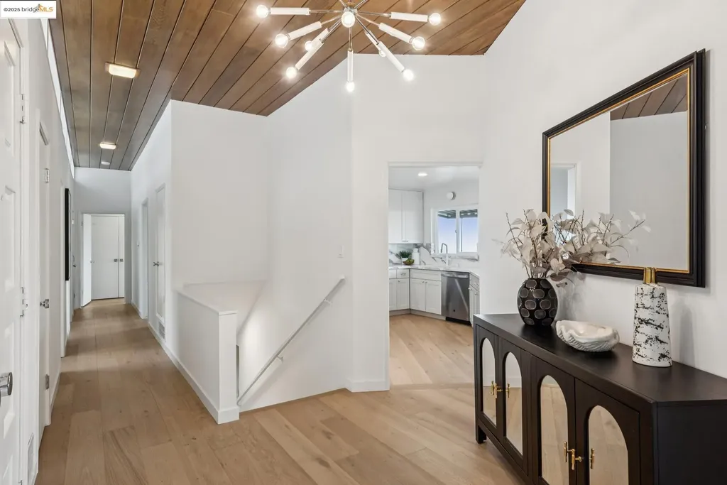 37 Coolidge Terrace Oakland CA 94602