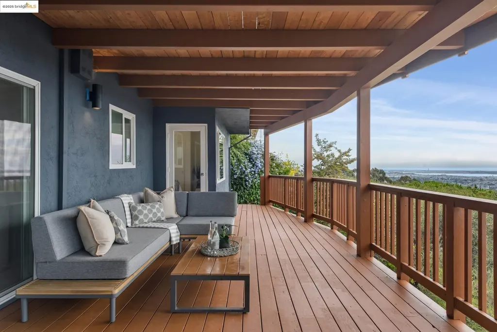 37 Coolidge Terrace Oakland CA 94602