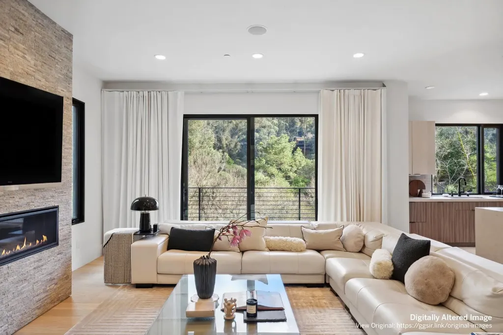 3 West Circle Oakland CA 94611