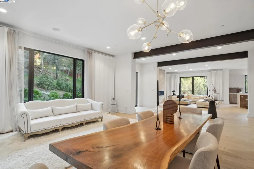 3 West Circle Oakland CA 94611