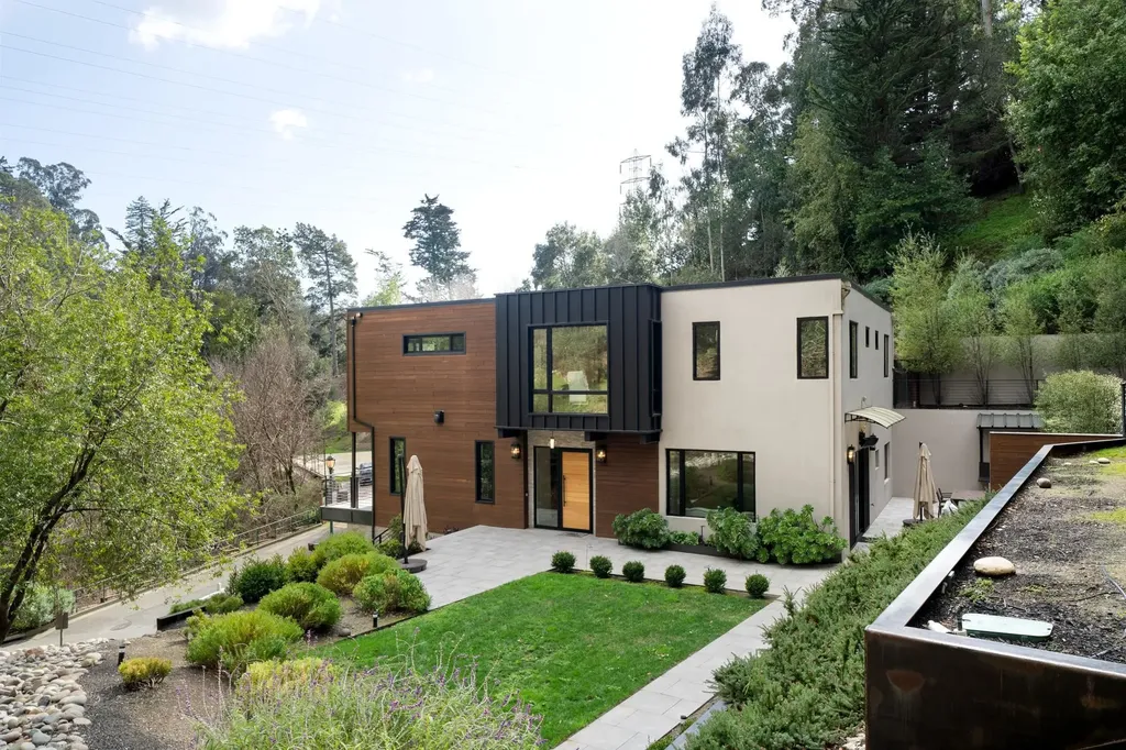 3 West Circle Oakland CA 94611