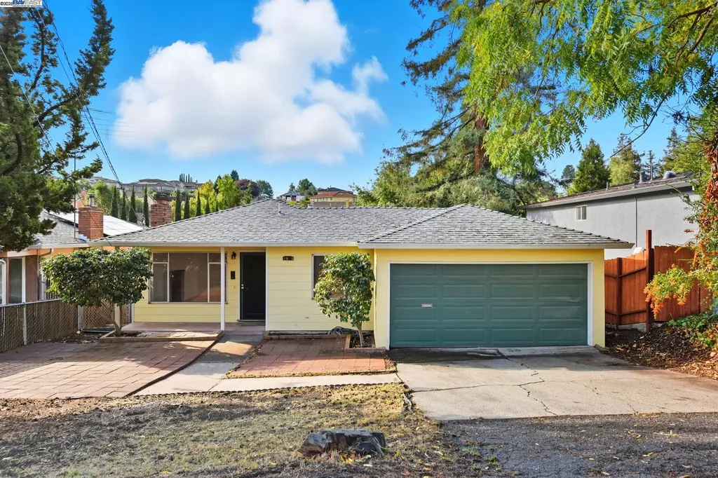 1923 E Street Hayward CA 94541