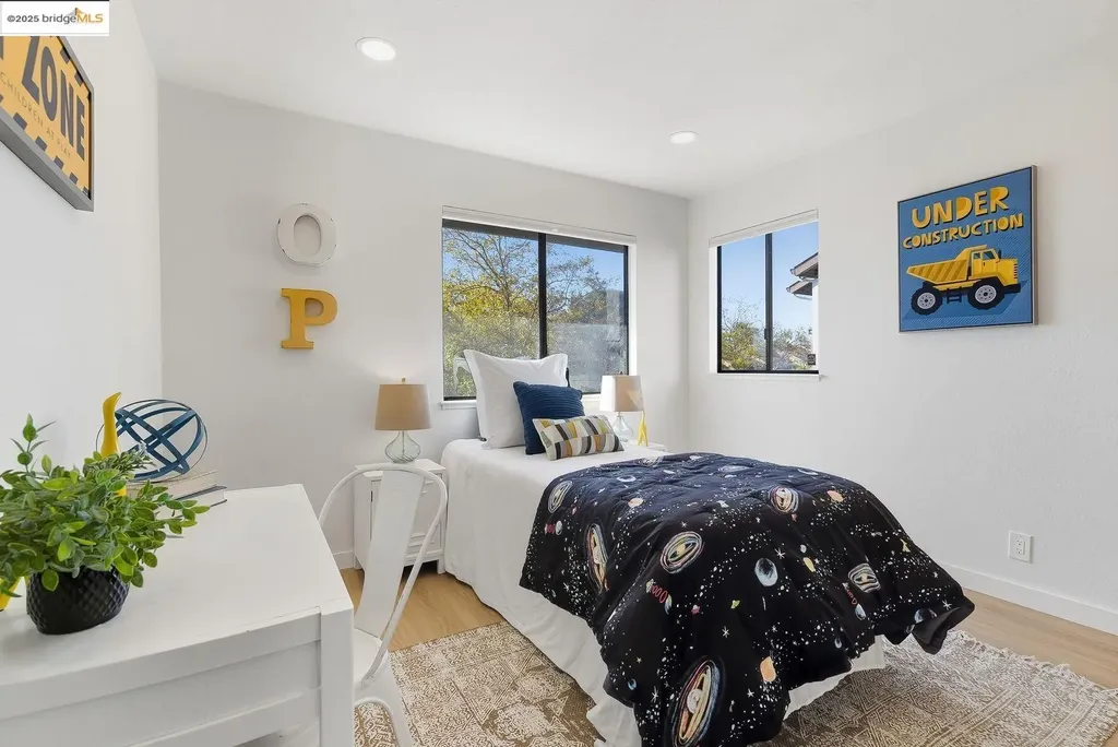 9737 Hillgrade Court Oakland CA 94603