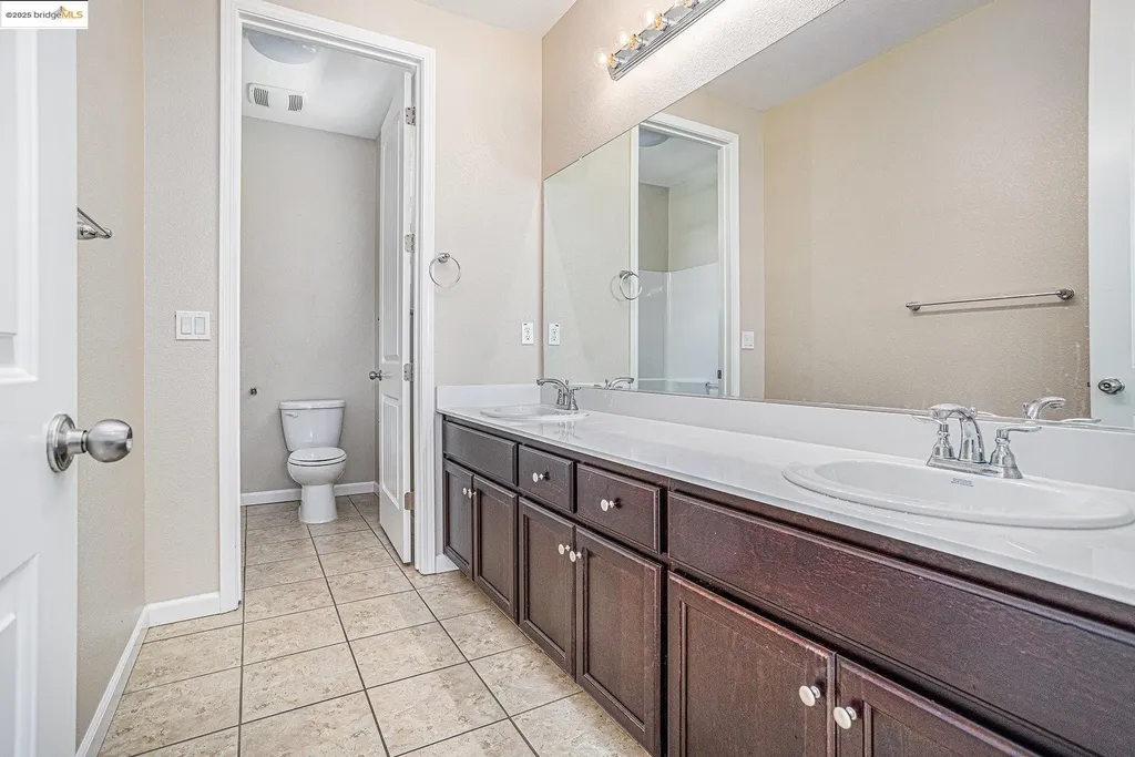 175 Halsey Way Pittsburg CA 94565