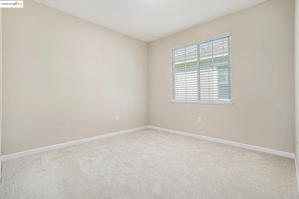 175 Halsey Way Pittsburg CA 94565