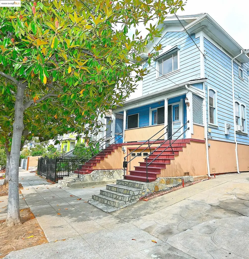 672 33rd Street Oakland CA 94609