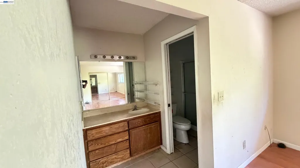 1988 Calaveras Drive Pittsburg CA 94565