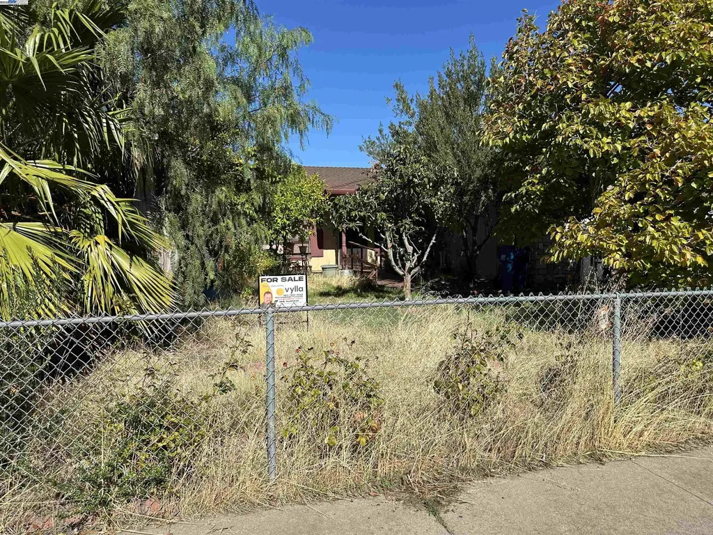 1988 Calaveras Drive Pittsburg CA 94565