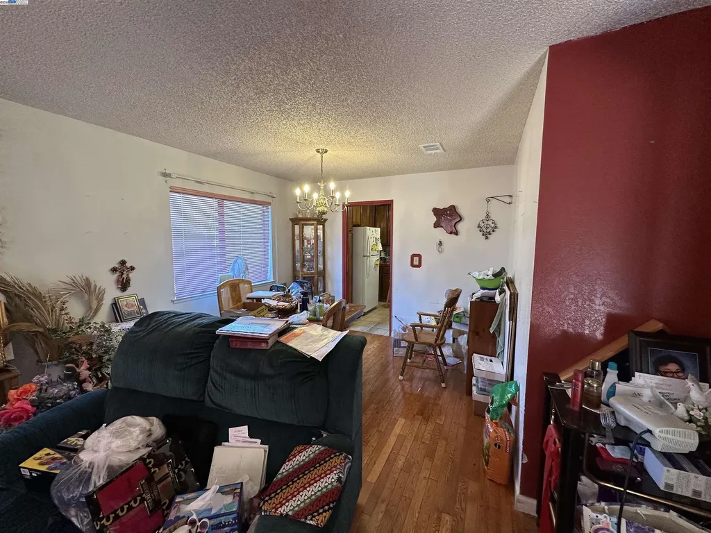 1988 Calaveras Drive Pittsburg CA 94565