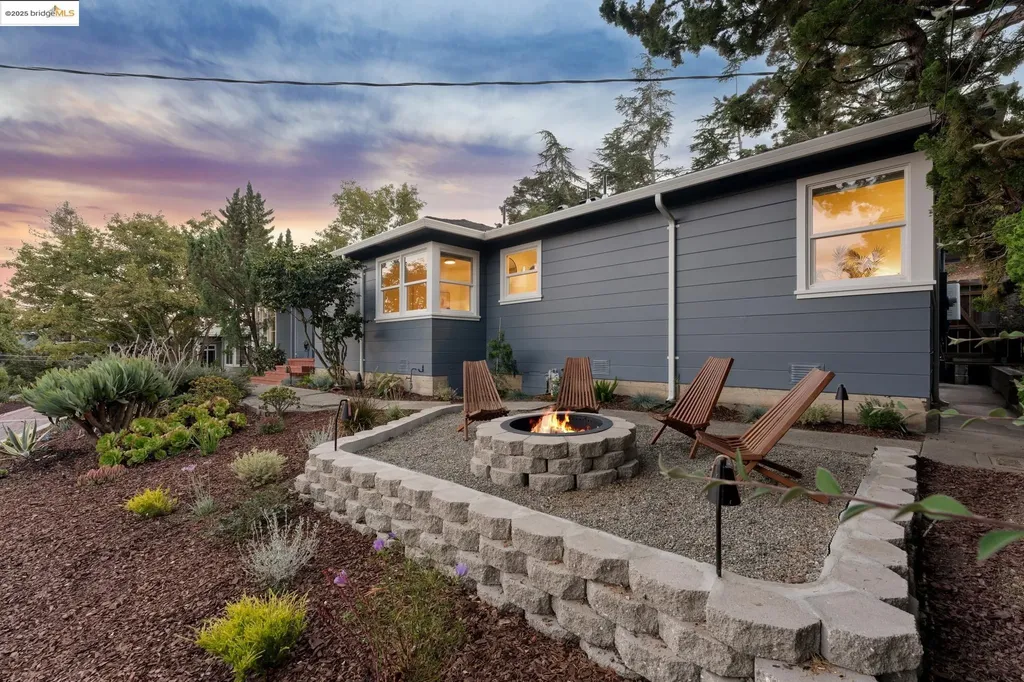 7927 Sterling Drive Oakland CA 94605