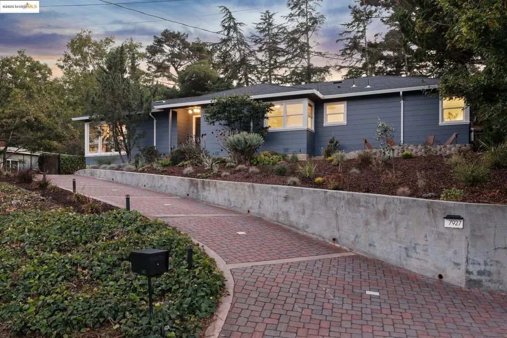 7927 Sterling Drive Oakland CA 94605