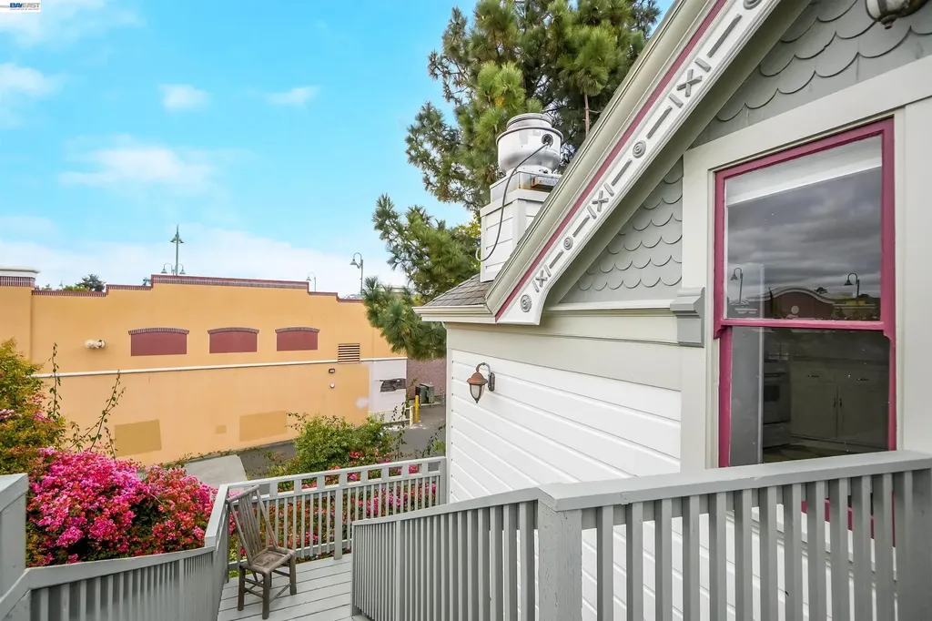 742 B Street Hayward CA 94541