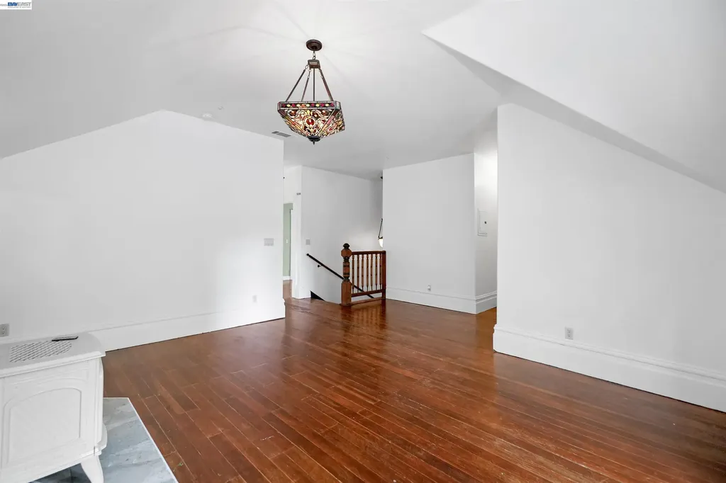 742 B Street Hayward CA 94541