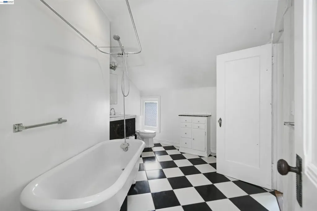 742 B Street Hayward CA 94541