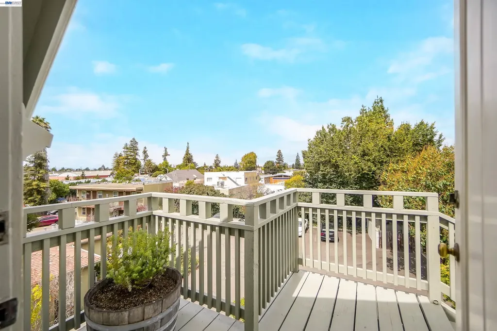 742 B Street Hayward CA 94541