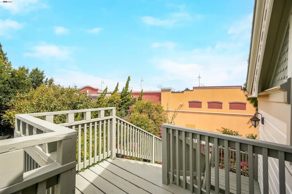 742 B Street Hayward CA 94541