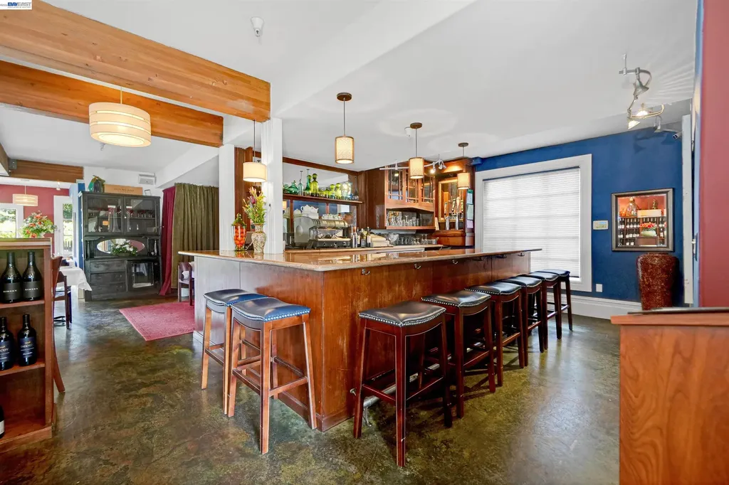742 B Street Hayward CA 94541