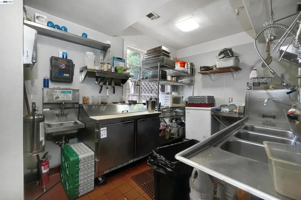 742 B Street Hayward CA 94541