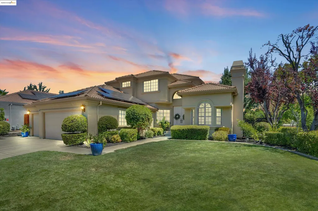 805 Devonshire Loop Brentwood CA 94513