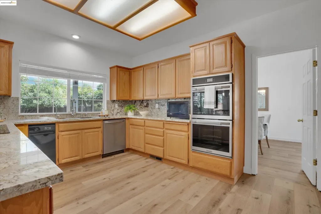 805 Devonshire Loop Brentwood CA 94513