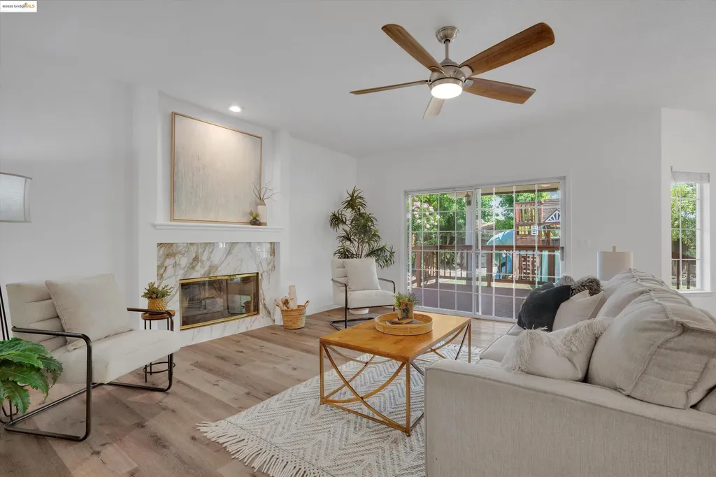 805 Devonshire Loop Brentwood CA 94513