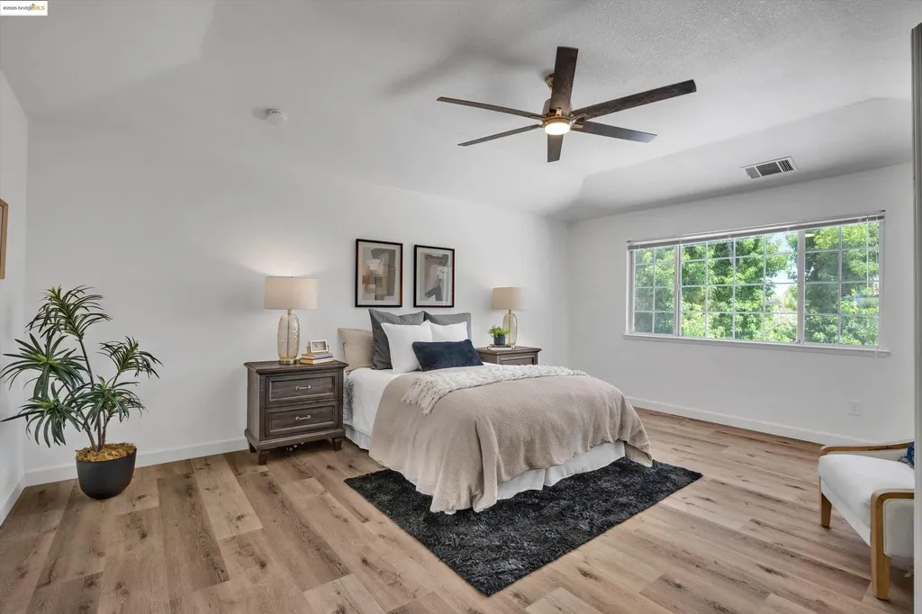 805 Devonshire Loop Brentwood CA 94513