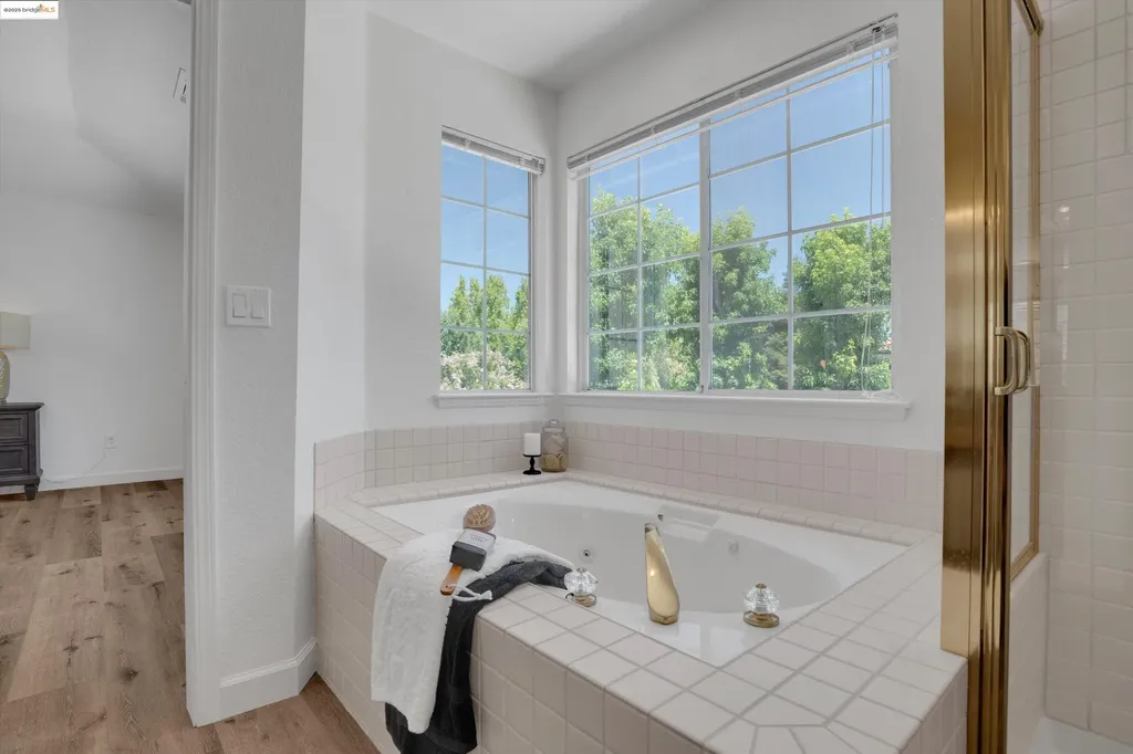 805 Devonshire Loop Brentwood CA 94513