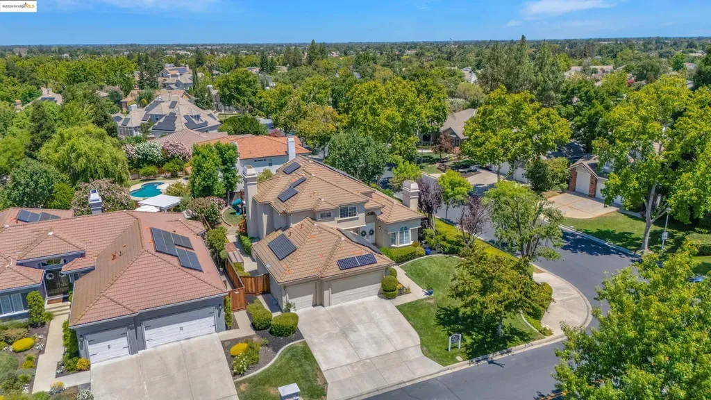 805 Devonshire Loop Brentwood CA 94513