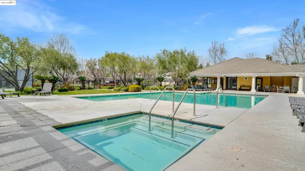 805 Devonshire Loop Brentwood CA 94513