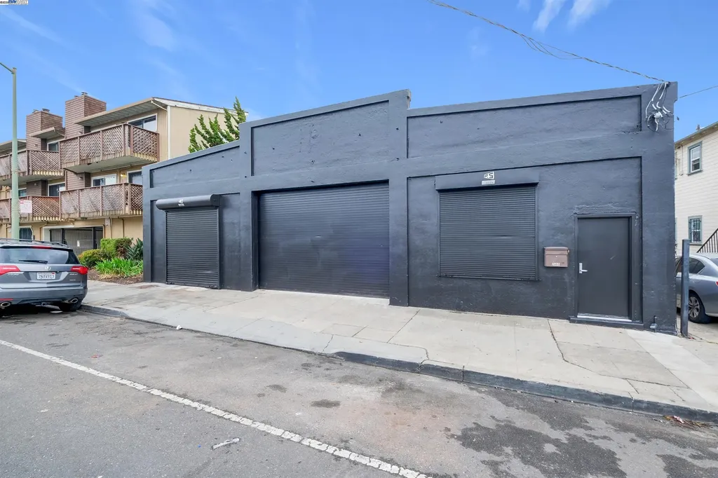 2860 38th Avenue Oakland CA 94619