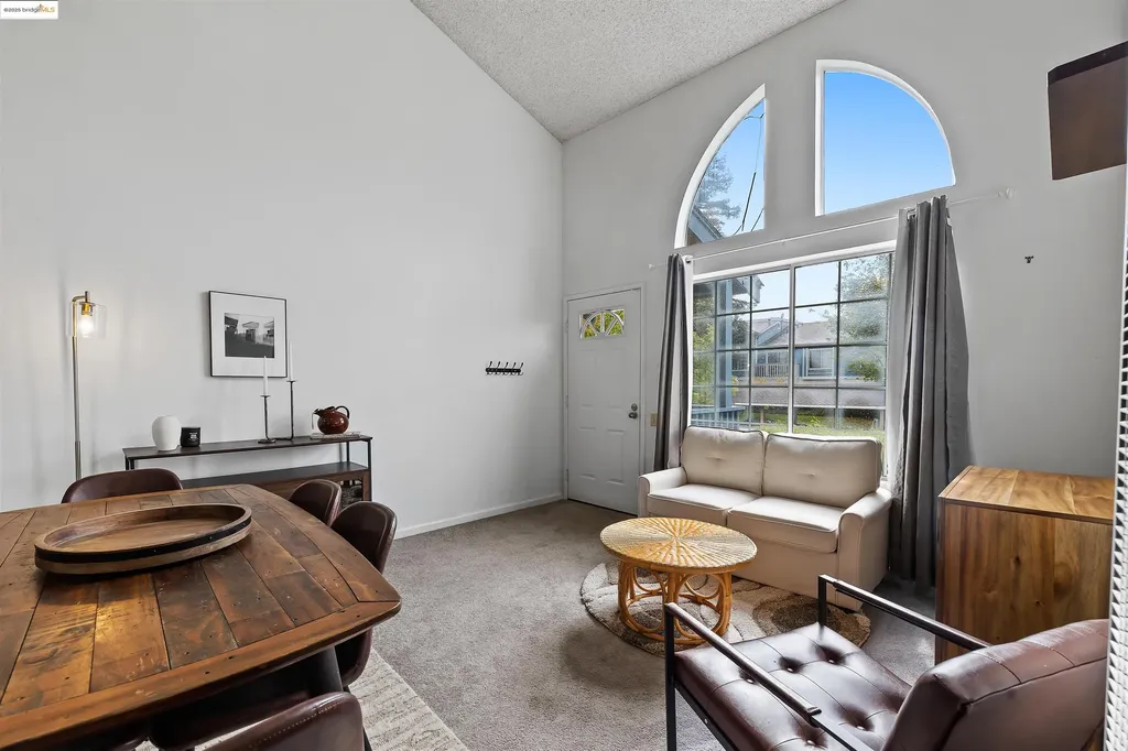 119 Glenwood Hercules CA 94547