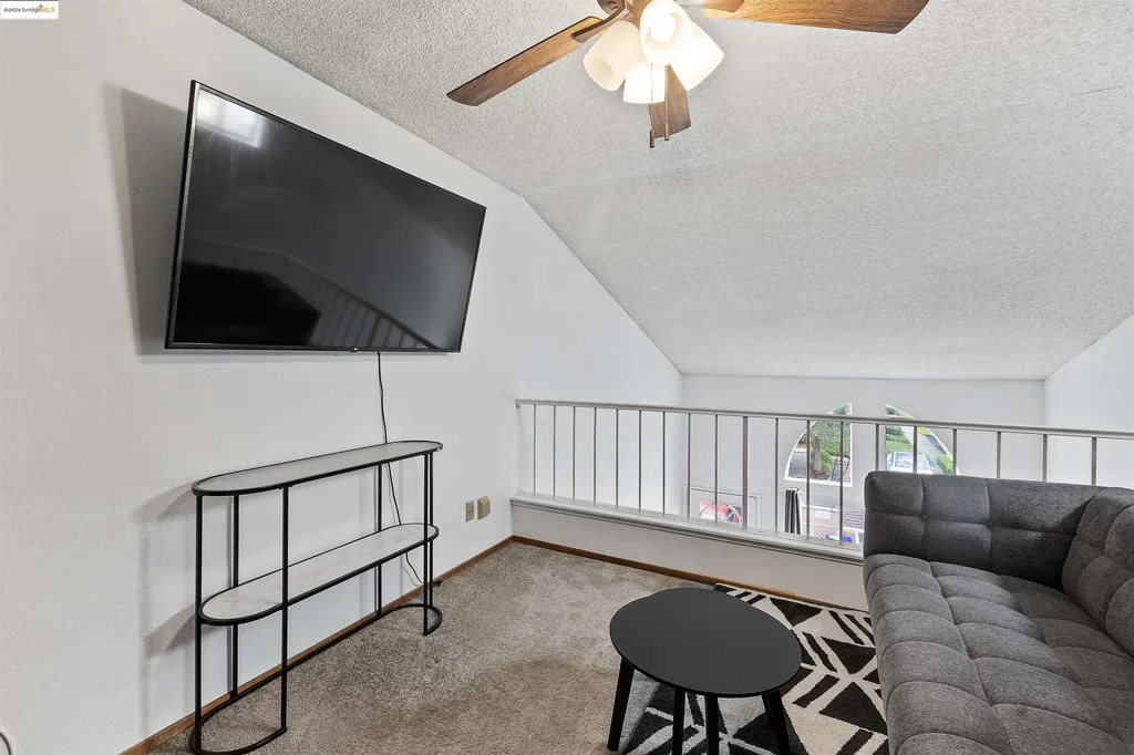 119 Glenwood Hercules CA 94547