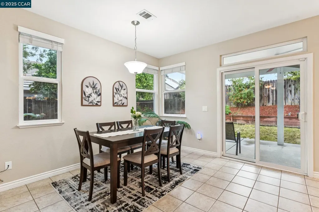 2099 Marshall Road Vacaville CA 95687
