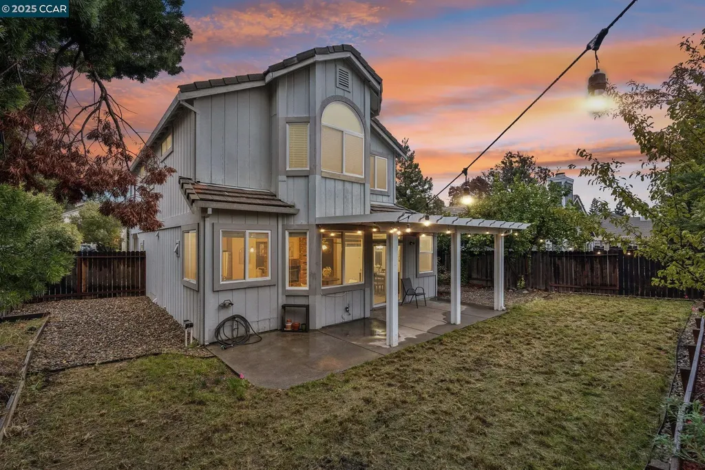 2099 Marshall Road Vacaville CA 95687