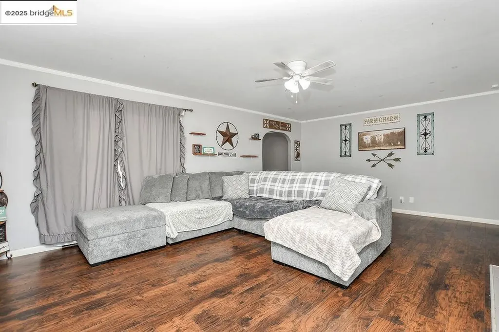 1711 D Street Antioch CA 94509