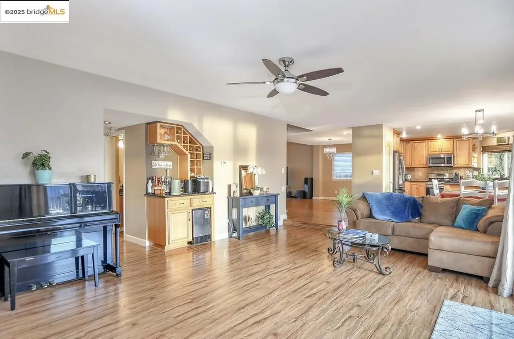 4930 Discovery Point Discovery Bay CA 94505