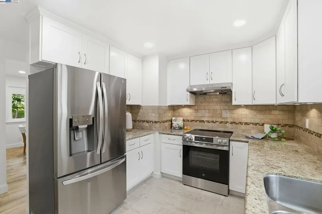 240 Carmelita Place Fremont CA 94539