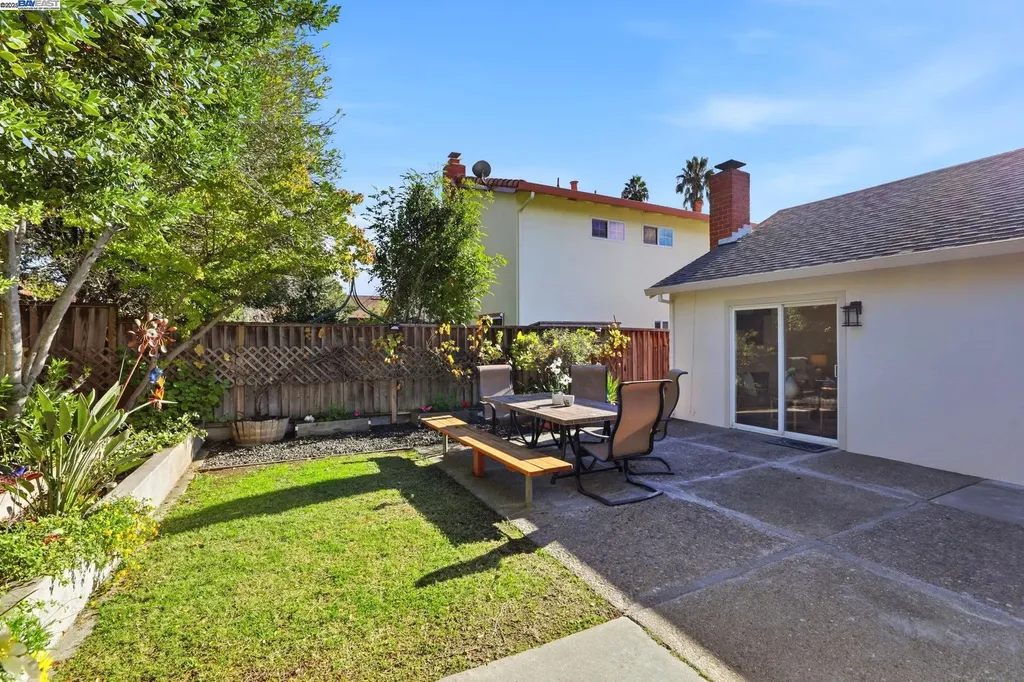 240 Carmelita Place Fremont CA 94539