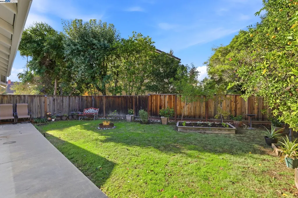 240 Carmelita Place Fremont CA 94539