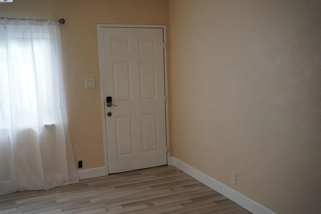 10600 Pippin Street Oakland CA 94603