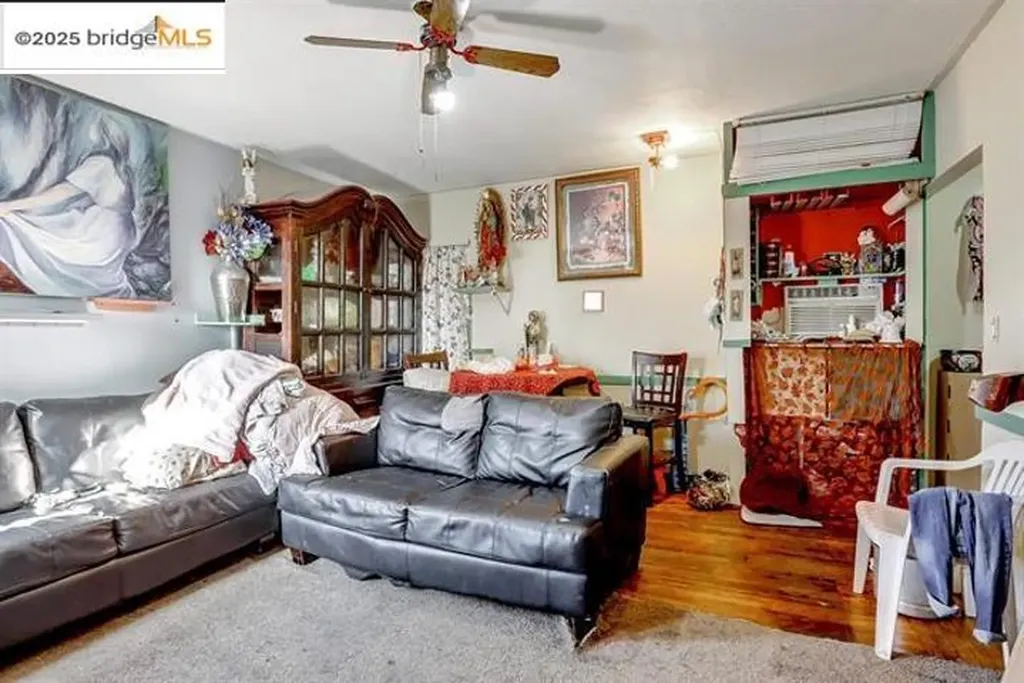 1993 38th Avenue Oakland CA 94601
