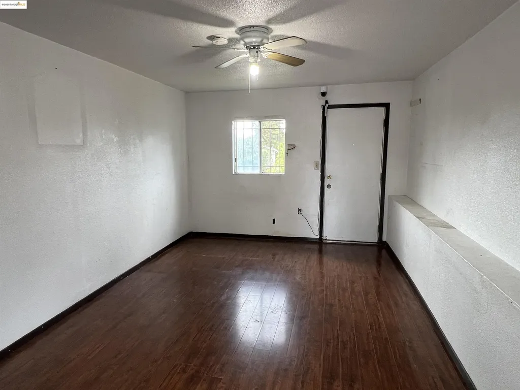 1993 38th Avenue Oakland CA 94601