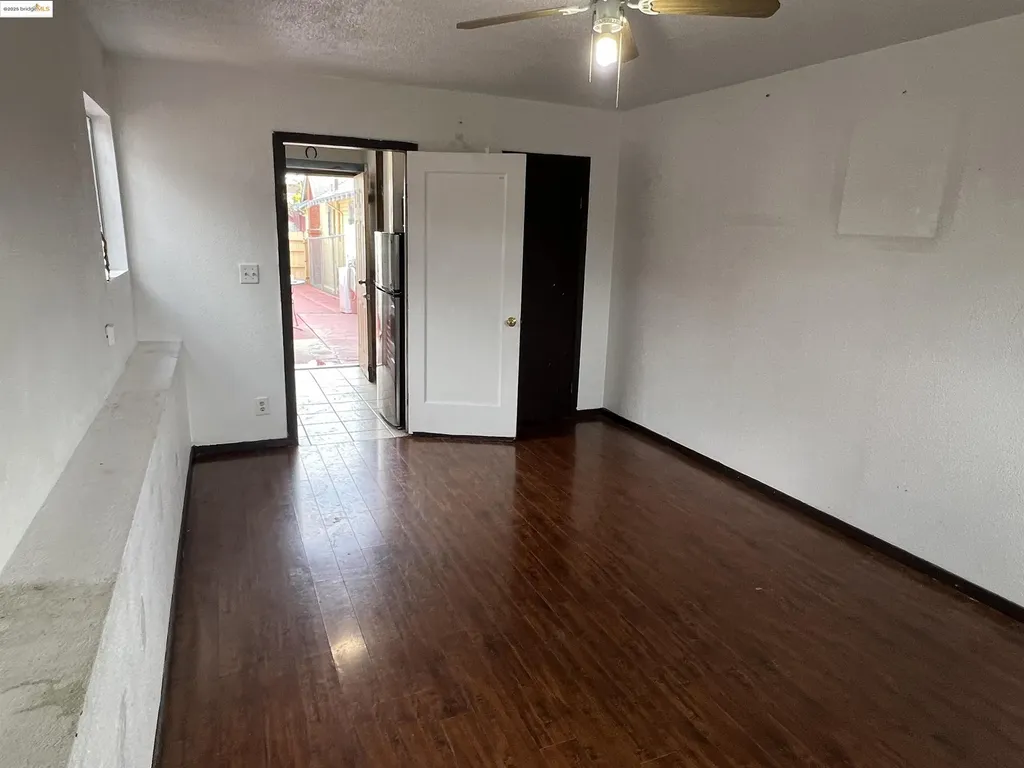 1993 38th Avenue Oakland CA 94601