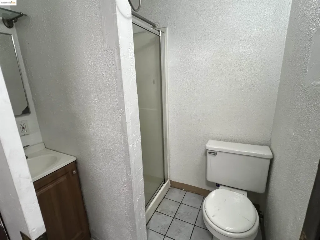 1993 38th Avenue Oakland CA 94601