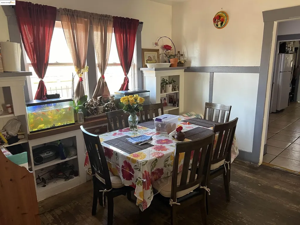 1993 38th Avenue Oakland CA 94601