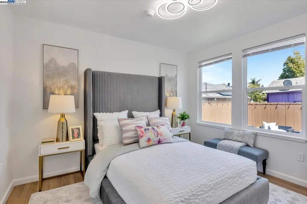 10468 West Court Oakland CA 94603