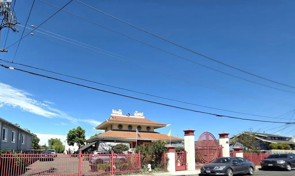 10468 West Court Oakland CA 94603